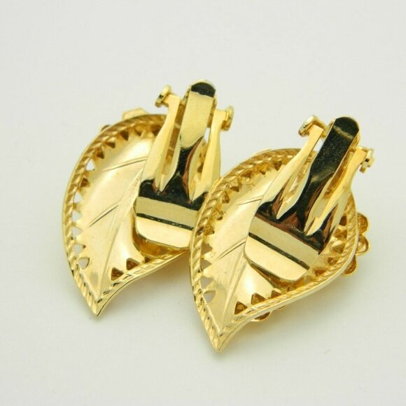 Pcraft Repousse Grape Accented Gold Tone - Picture 4 of 4